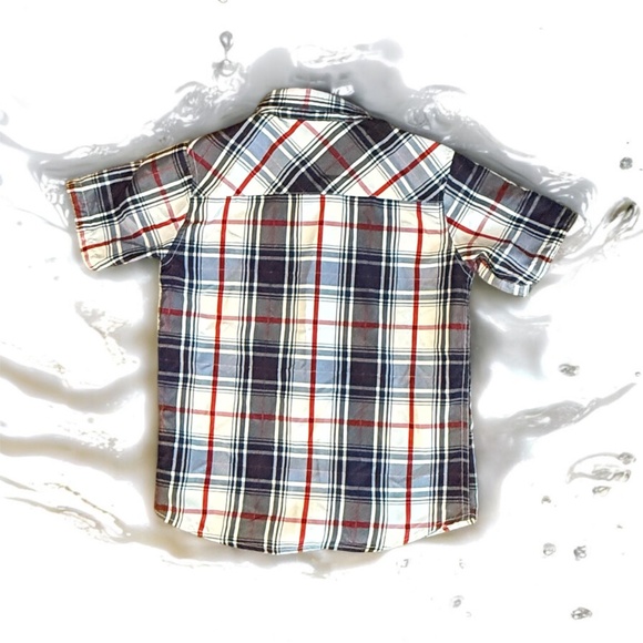 Boy Craft and Flow Button Up - Picture 2 of 5